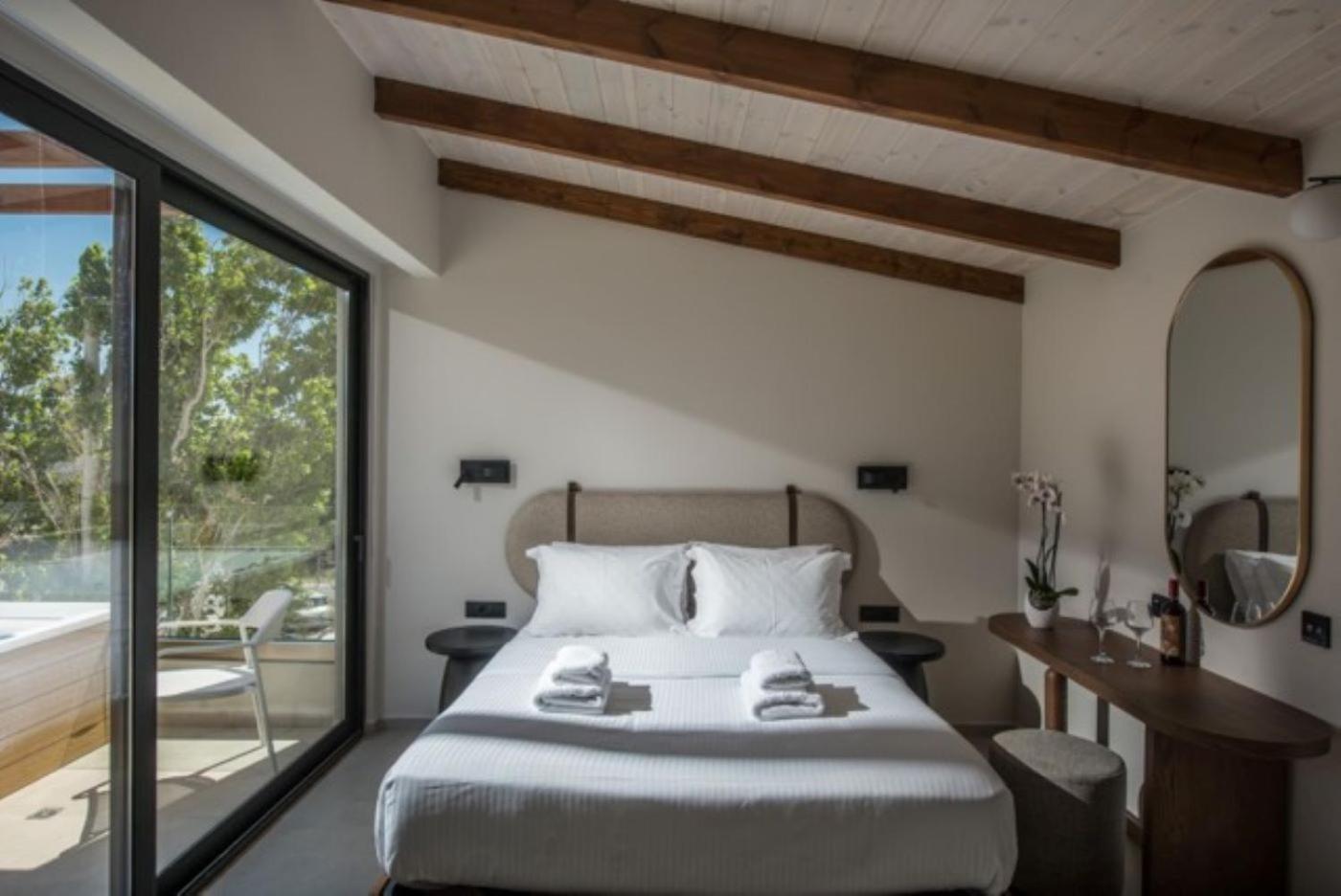 Vaya Suites By Omilos Hotels Amoudara  Bagian luar foto